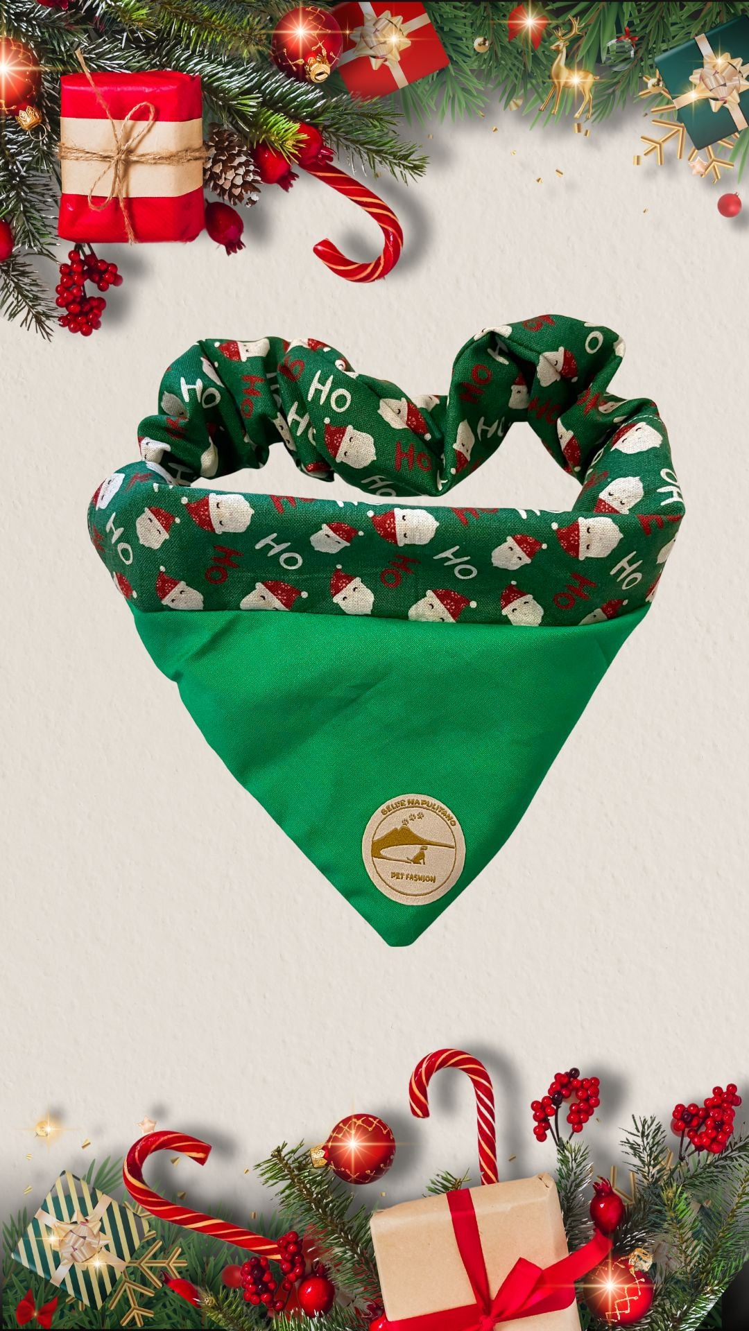 Bandana natalizia sartoriale double-face per cani verde con babbi Natale - Personalizzabile