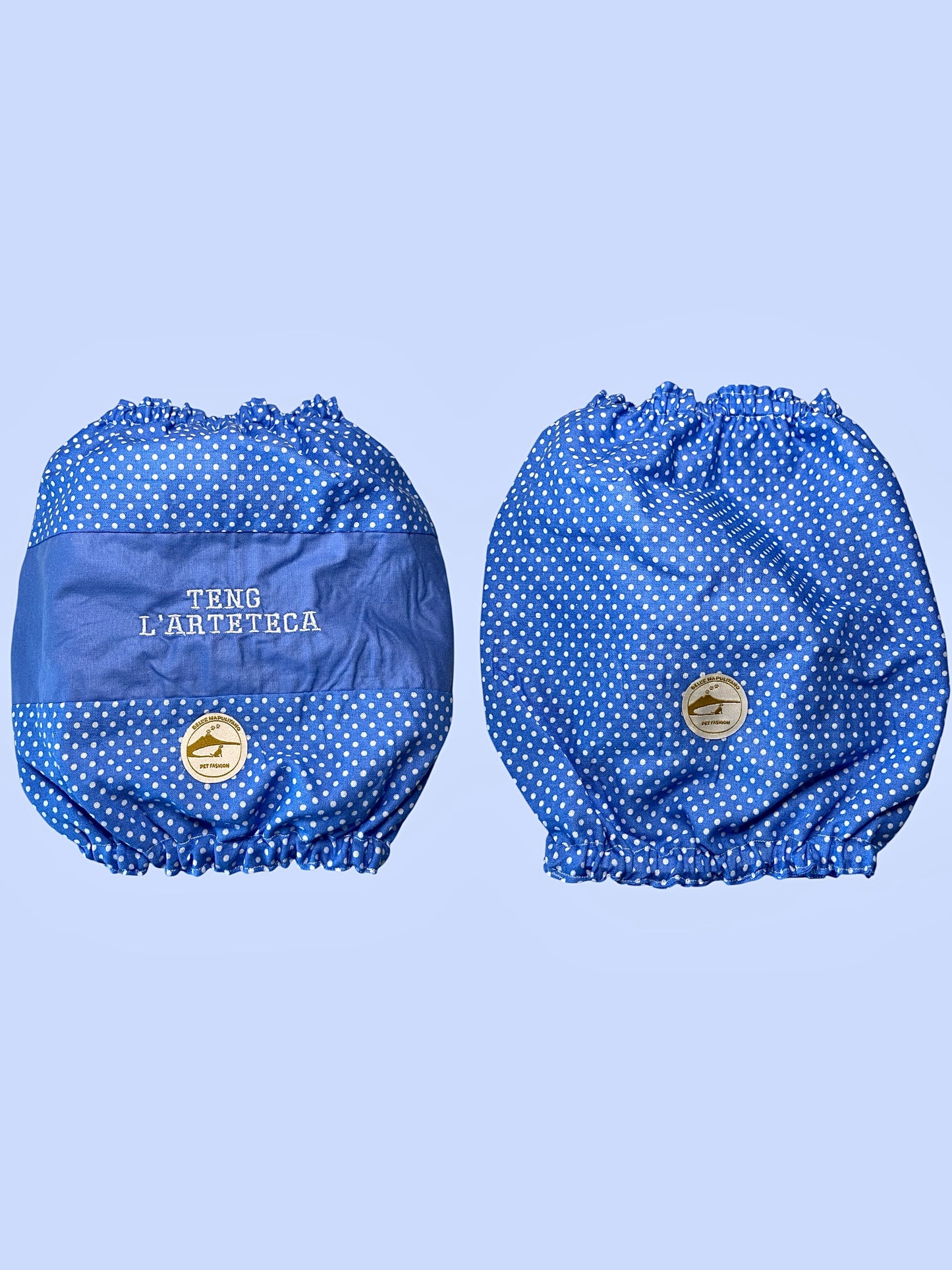 Snood Cane Double-Face in Puro Cotone con Ricamo: “Teng l’Arteteca” – Il Paraorecchie per i Più Vivaci!