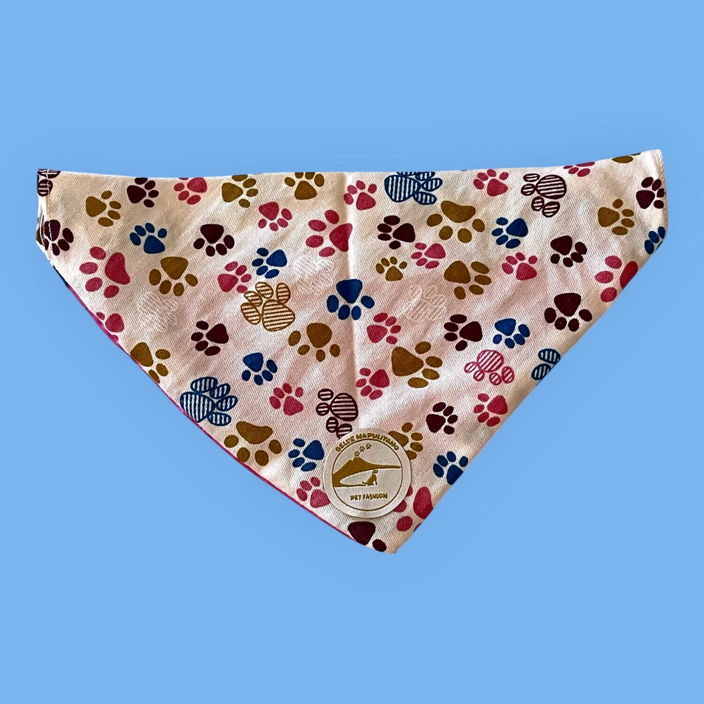 Bandana per Cani rosa con fantasia di zampette multicolor, Double-Face e Personalizzata