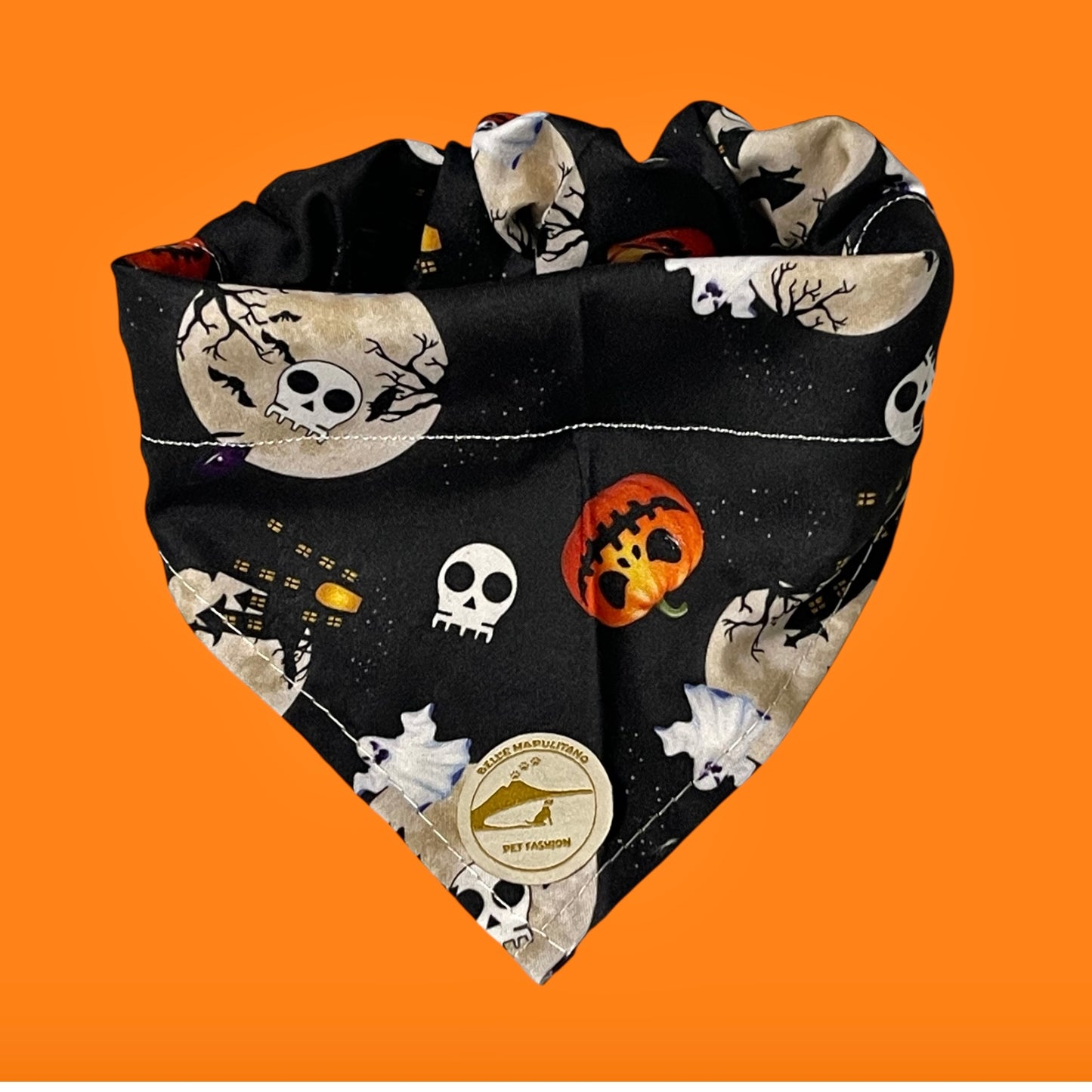 Bandana Classic Halloween Nera: Zucche, Luna e Teschi per Cani