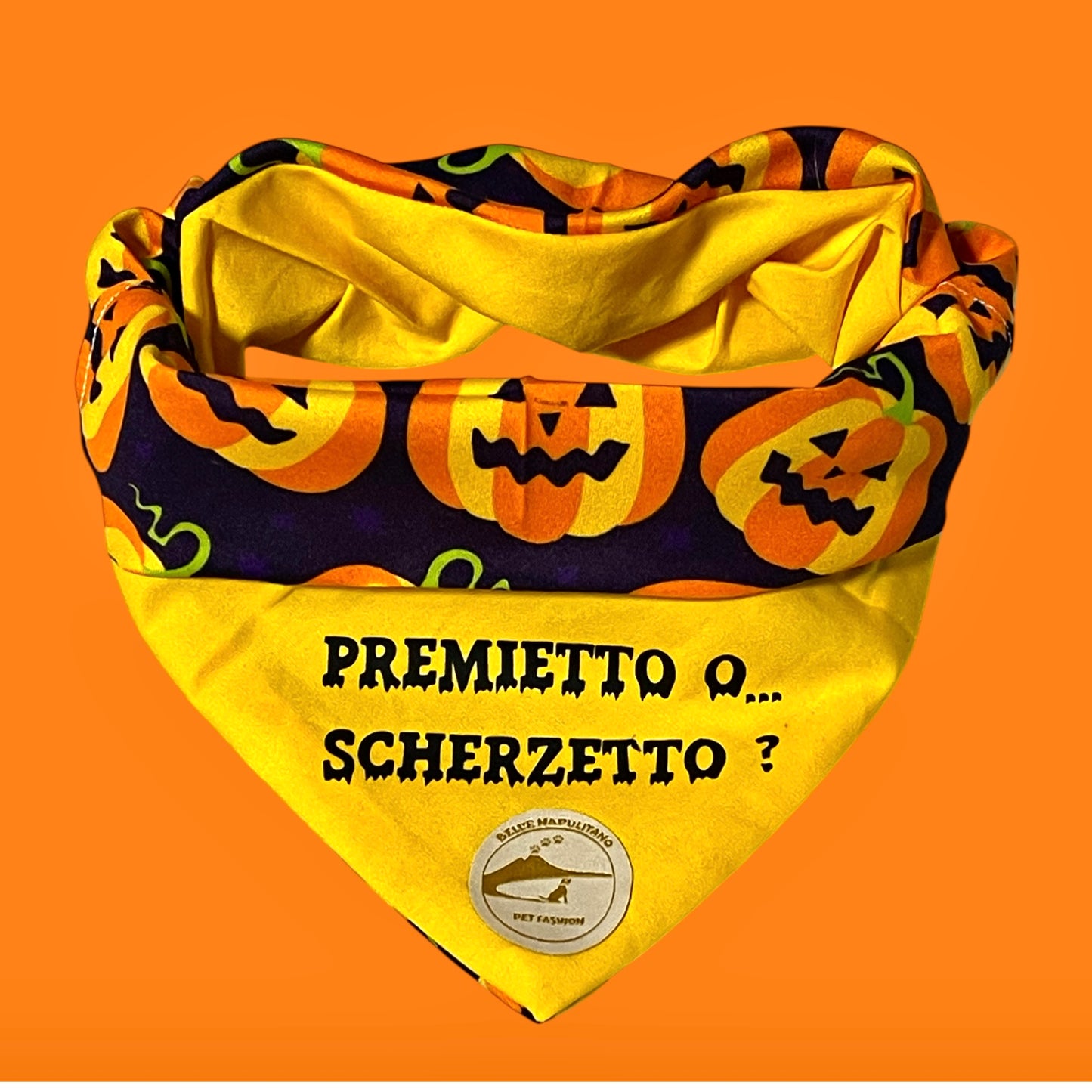 Bandana Cane Double-Face Halloween con Zucche e Scritta “Premietto o Scherzetto”