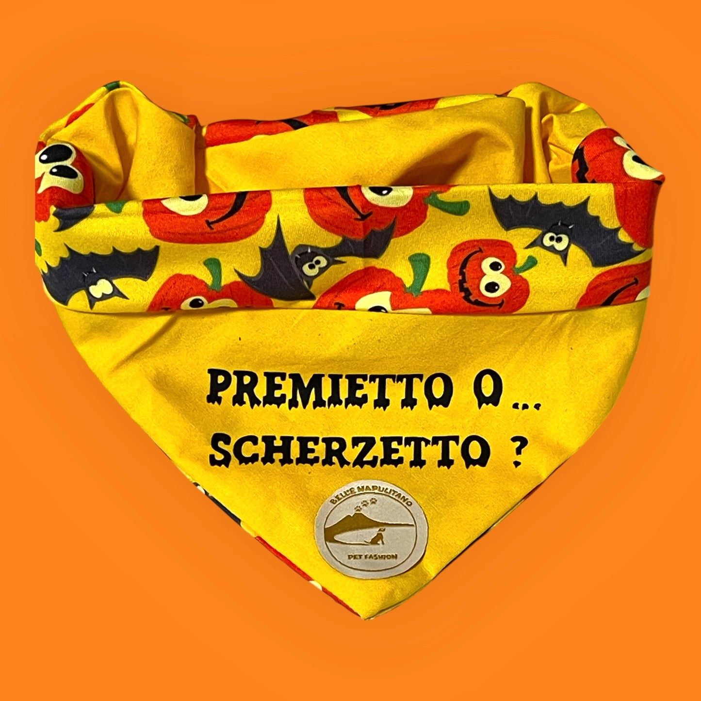 Bandana Cane Double-Face Gialla Halloween: Zucche, Pipistrelli e “Premietto o Scherzetto”