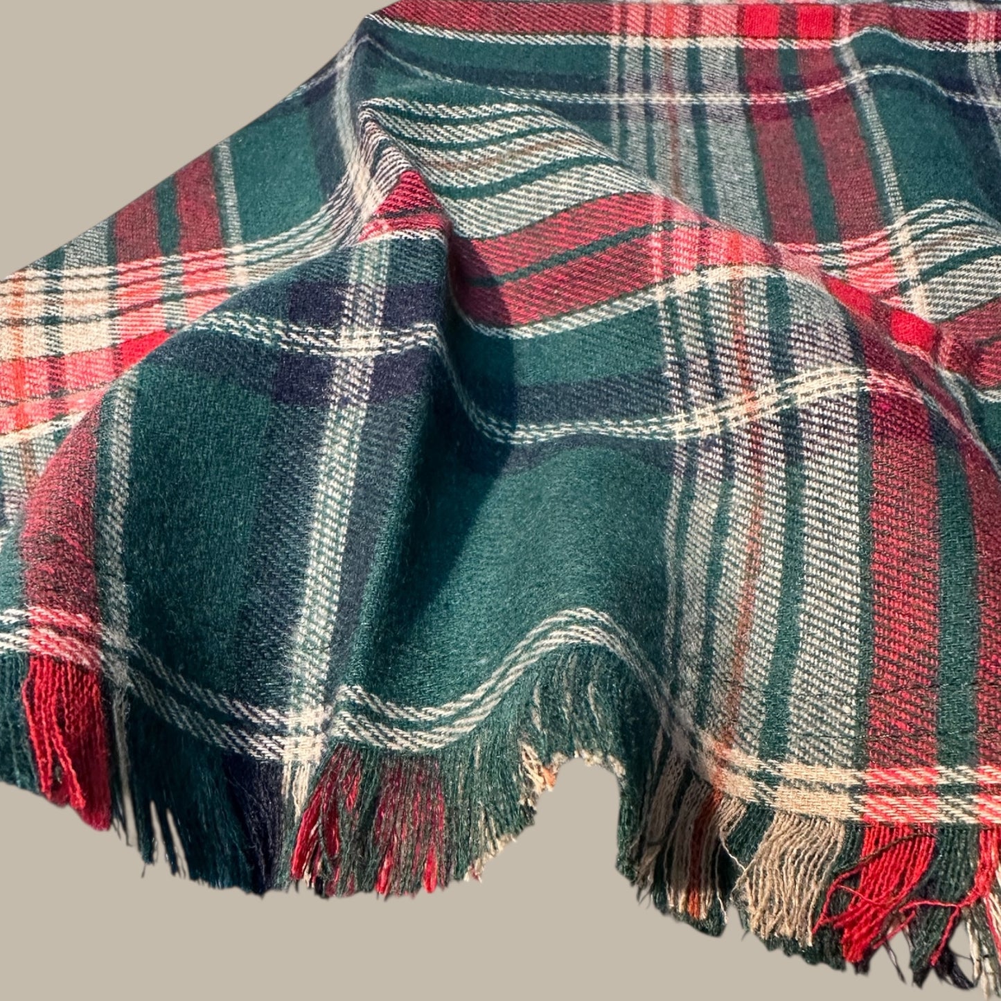 Bandana tartan per cani invernale  morbida e calda sfrangiata - (Verde-bianco-rosso)