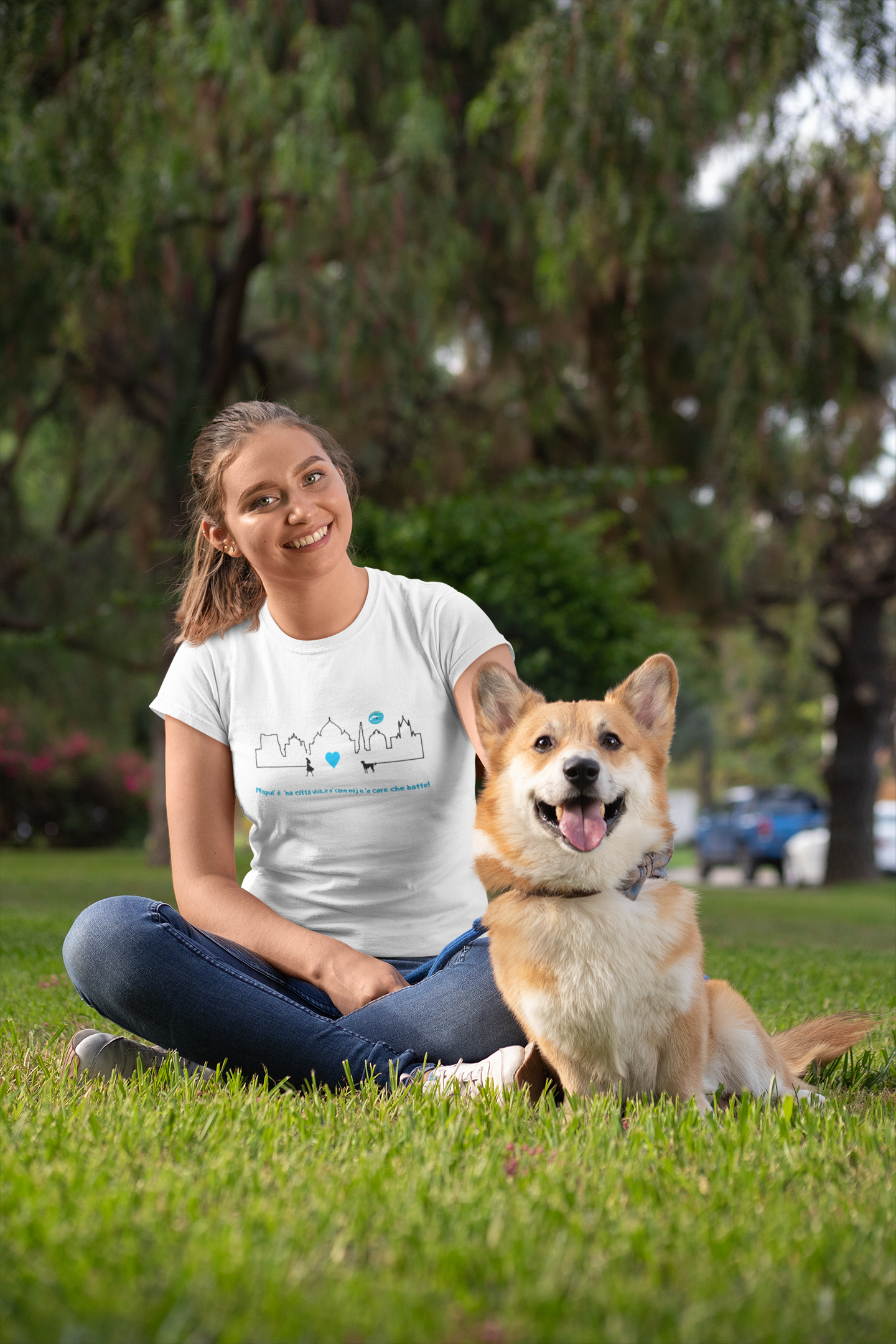 T-Shirt Donna "Napoli Skyline & Cane" – 100% Cotone Etico & Design Esclusivo